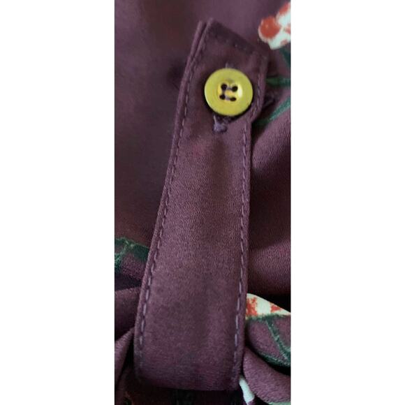 ORANGE KISS LONG SLEEVE V-NECK HALF-ZIP BLOUSE, WOMENS, 3X, BURGUNDY W/FLOWERS - Picture 9 of 12